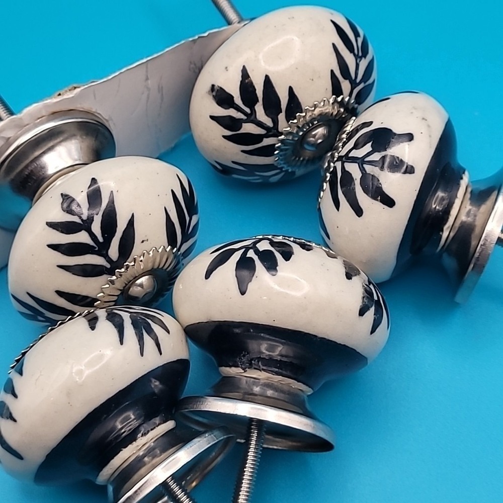 Set of 5 White Black Ceramic Leaf Drawer Knobs Cabinet Pulls Boho Farmhouse - Picture 2 of 11